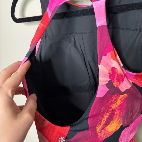 Athleta pink floral Maldives one piece swimsuit NWT Small - Picture 7 of 7